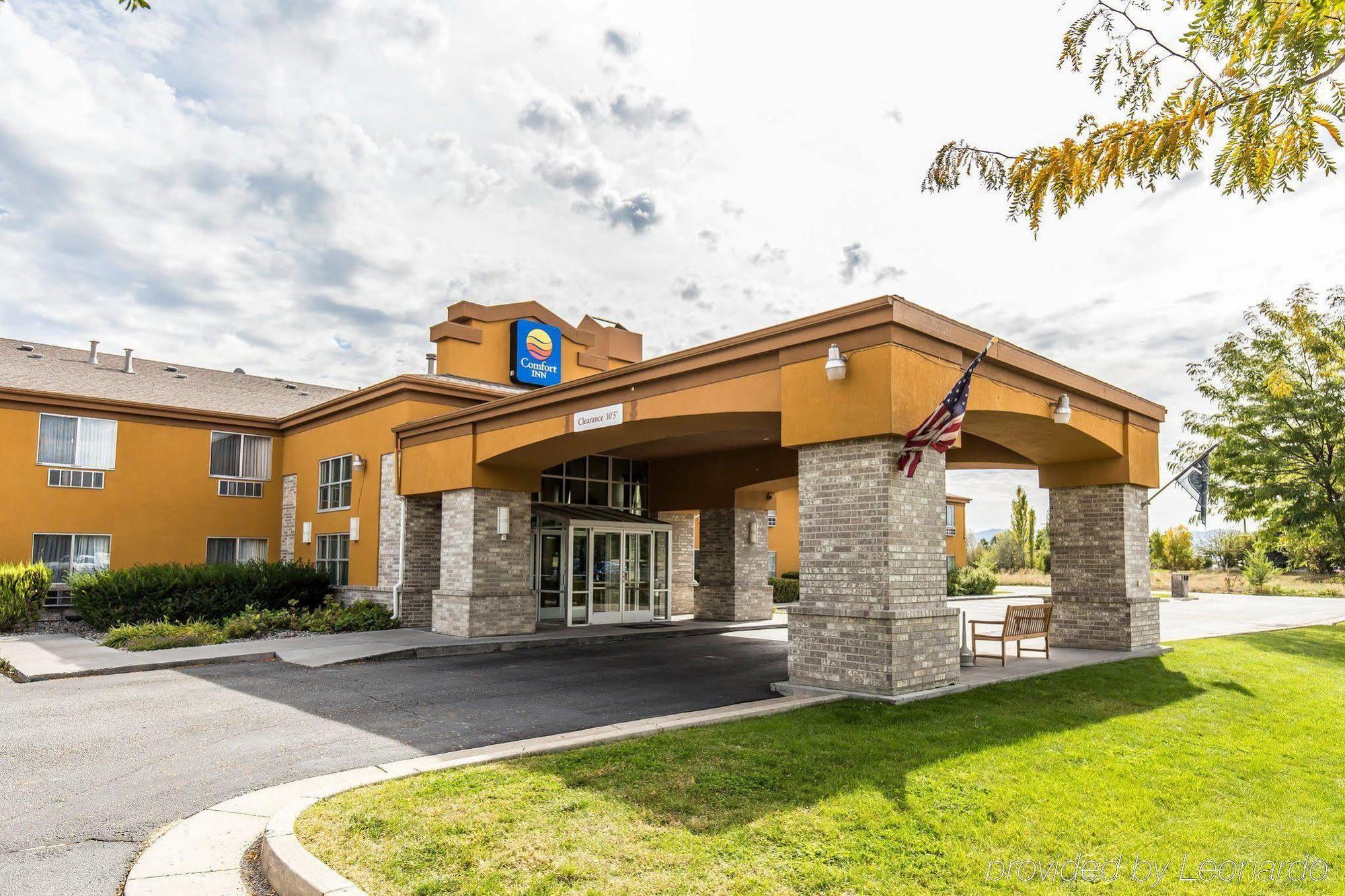 Quality Inn Logan Near University Exterior foto